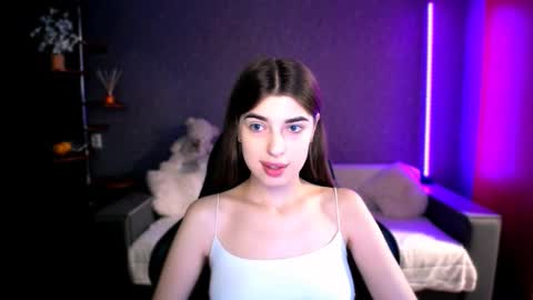 DIANA  online show from September 2025 05:48:01 PM