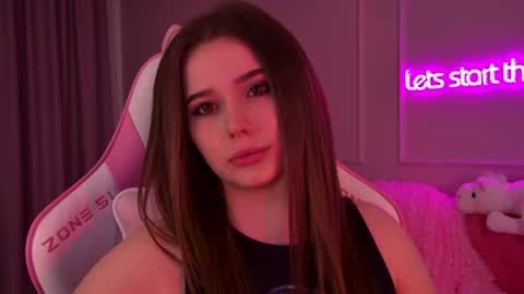 Snapshot of dianabecker chatting on February 2025 09:40:01 PM Diana online show from February 2025 09:40:01 PM