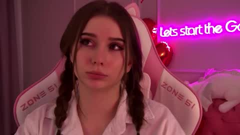 Snapshot of dianabecker chatting on February 2025 03:51:01 AM Diana online show from February 2025 03:51:01 AM