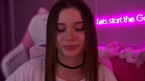 Snapshot of dianabecker chatting on February 2025 12:14:01 AM Diana online show from February 2025 12:14:01 AM