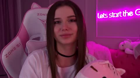 Snapshot of dianabecker chatting on February 2025 03:28:01 AM Diana online show from February 2025 03:28:01 AM