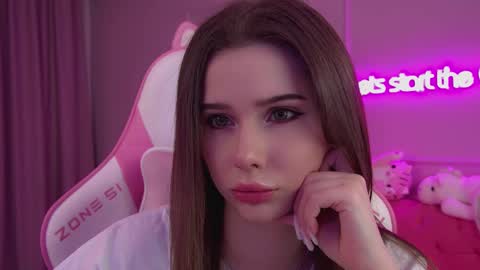 Snapshot of dianabecker chatting on March 2025 06:19:02 PM Diana online show from March 2025 06:19:02 PM