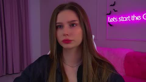 Snapshot of dianabecker chatting on October 2025 06:26:02 PM Diana online show from October 2025 06:26:02 PM