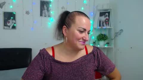 Snapshot of dianamgg chatting on October 2025 05:27:02 AM Diana online show from October 2025 05:27:02 AM