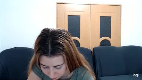 dianasmiey7 online show from December 2024 07:03:02 PM
