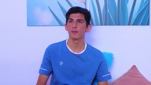 Ana  Leo online show from October 2025 04:00:01 PM