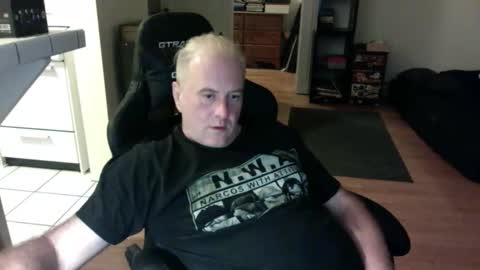 Richard Fleischer online show from October 2025 04:46:02 AM