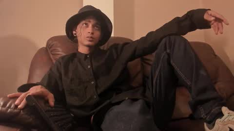 Snapshot of dickie_dicking chatting on October 2025 08:47:01 PM dickie_dicking online show from October 2025 08:47:01 PM