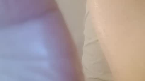 Snapshot of dickielee306251 chatting on November 2025 04:00:01 AM dickielee306251 online show from November 2025 04:00:01 AM