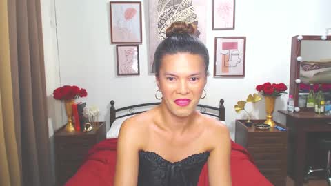 Dennesse online show from December 2024 11:08:01 PM
