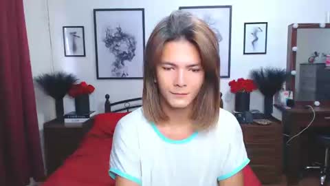 Dennesse online show from October 2025 03:28:02 AM