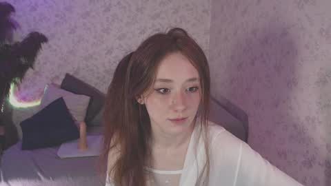 Hi im Alice 3 Im usualy online 03-10 or 17-21 UTC0 online show from March 2025 01:34:02 AM