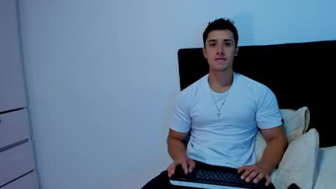 Dilan Coy online show from January 2025 03:07:02 PM