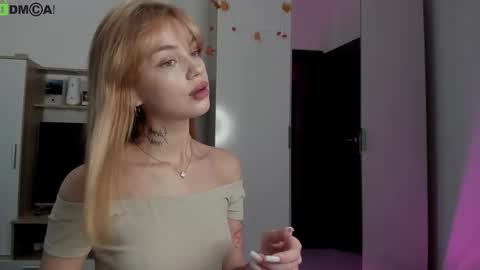 Snapshot of din_star chatting on November 2025 08:23:02 AM Dina online show from November 2025 08:23:02 AM