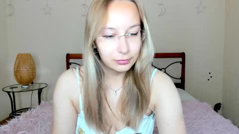 Dina online show from September 2025 01:49:01 AM