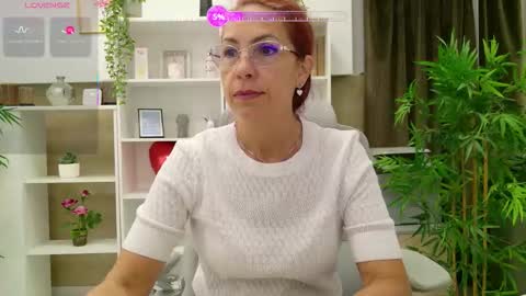 dirty_mature online show from September 2025 04:12:01 AM