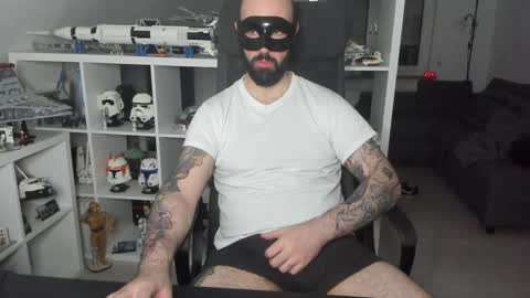 Robert online show from December 2024 07:39:02 PM