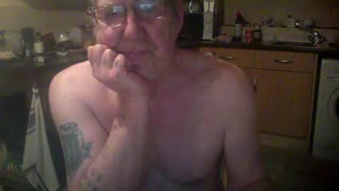 Snapshot of discovery63 chatting on December 2024 08:00:01 PM discovery63 online show from December 2024 08:00:01 PM