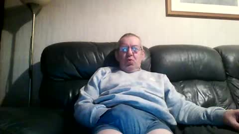 Snapshot of discovery63 chatting on January 2025 05:11:01 PM discovery63 online show from January 2025 05:11:01 PM