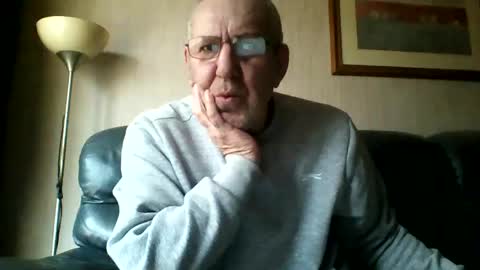 Snapshot of discovery63 chatting on February 2025 02:37:01 PM discovery63 online show from February 2025 02:37:01 PM