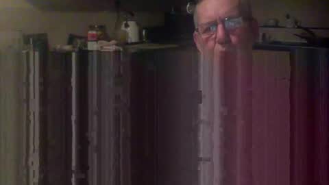 Snapshot of discovery63 chatting on February 2025 07:14:01 PM discovery63 online show from February 2025 07:14:01 PM