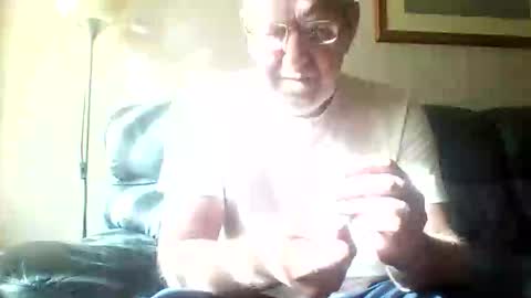 Snapshot of discovery63 chatting on October 2025 10:46:02 AM discovery63 online show from October 2025 10:46:02 AM