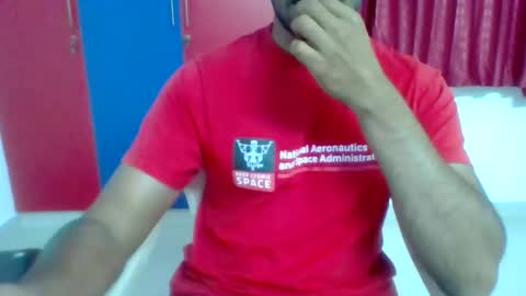 discreet_lotus online show from September 2025 04:34:01 PM