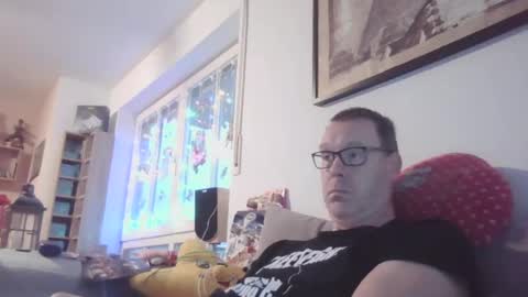 Snapshot of disney0988 chatting on December 2024 06:44:01 AM disney0988 online show from December 2024 06:44:01 AM