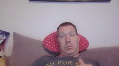 Snapshot of disney0988 chatting on December 2024 06:45:02 AM disney0988 online show from December 2024 06:45:02 AM