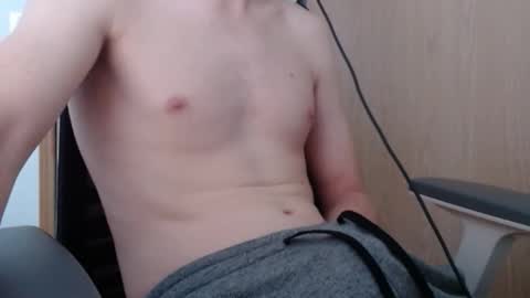 Snapshot of disorderlyslut chatting on November 2025 04:50:02 PM disorderlyslut online show from November 2025 04:50:02 PM