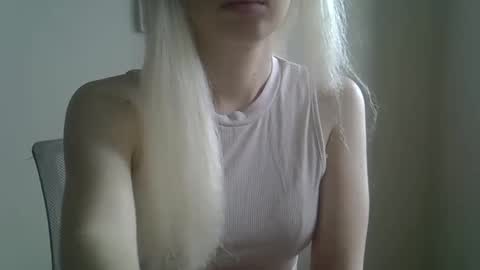 DitaMilton online show from October 2025 09:21:01 AM