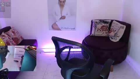 Diva online show from December 2024 01:58:02 AM