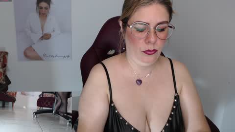 Diva online show from January 2025 07:37:01 PM