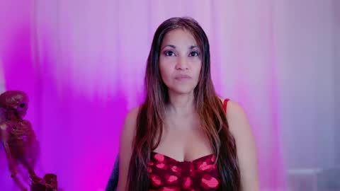 Snapshot of divinelynn chatting on February 2025 03:57:02 PM DivineLynn online show from February 2025 03:57:02 PM