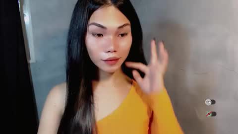 Snapshot of dixie_cutie chatting on October 2025 04:01:02 AM Dixie online show from October 2025 04:01:02 AM