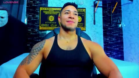 Snapshot of dixon_ray_ chatting on October 2025 12:05:02 AM Dixon online show from October 2025 12:05:02 AM