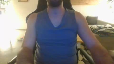 Snapshot of djokitche chatting on January 2025 05:06:01 PM djokitche online show from January 2025 05:06:01 PM