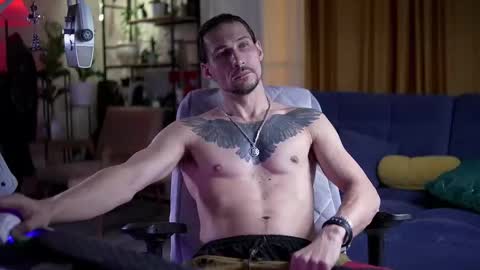 Silverhand online show from September 2025 05:56:01 AM