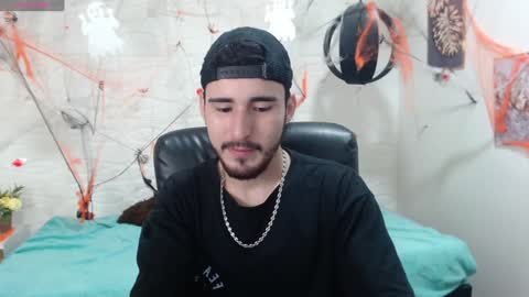 Snapshot of dmitrisanders1 chatting on December 2024 11:46:01 PM Maybe in pvt online show from December 2024 11:46:01 PM