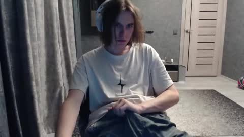 dmitriy250 online show from October 2025 05:40:02 PM