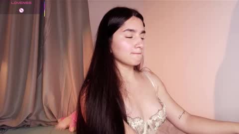 Snapshot of dolceangel__ chatting on October 2025 04:58:01 AM Blair online show from October 2025 04:58:01 AM