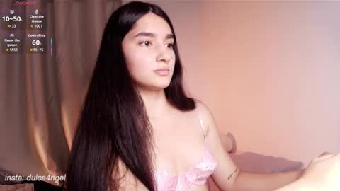 Snapshot of dolceangel__ chatting on November 2025 05:17:01 AM Blair online show from November 2025 05:17:01 AM