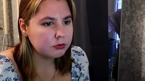 Snapshot of dolcevita_sophia chatting on November 2025 10:12:02 AM dolcevita_sophia online show from November 2025 10:12:02 AM