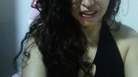 Snapshot of doll78latin chatting on October 2025 10:49:02 AM doll78latin online show from October 2025 10:49:02 AM