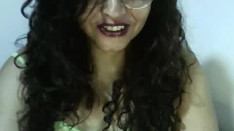 Snapshot of doll78latin chatting on October 2025 12:12:02 PM doll78latin online show from October 2025 12:12:02 PM