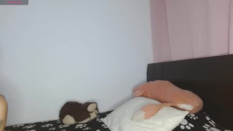 Snapshot of doll_and_sex chatting on December 2024 01:38:02 AM Auro and Santiago online show from December 2024 01:38:02 AM