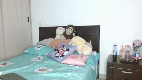 Snapshot of doll_and_sex chatting on February 2025 03:13:01 AM Auro and Santiago online show from February 2025 03:13:01 AM