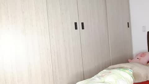 Snapshot of doll_and_sex chatting on February 2025 03:12:02 AM Auro and Santiago online show from February 2025 03:12:02 AM