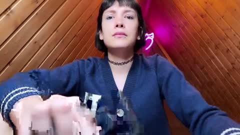 Kira online show from December 2024 07:11:01 PM