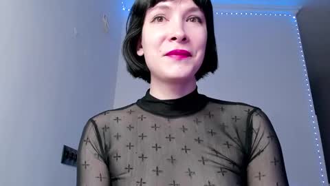 Kira online show from January 2025 02:28:01 PM